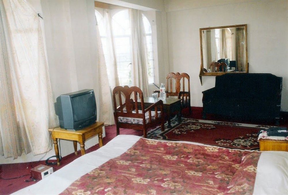 Old - Main Bellevue Heritage Hotel Darjeeling  Ngoại thất bức ảnh